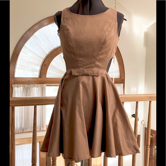 Runway Couture Dresses & Skirts - Runway Couture Tan Retro Skater Mini Dress